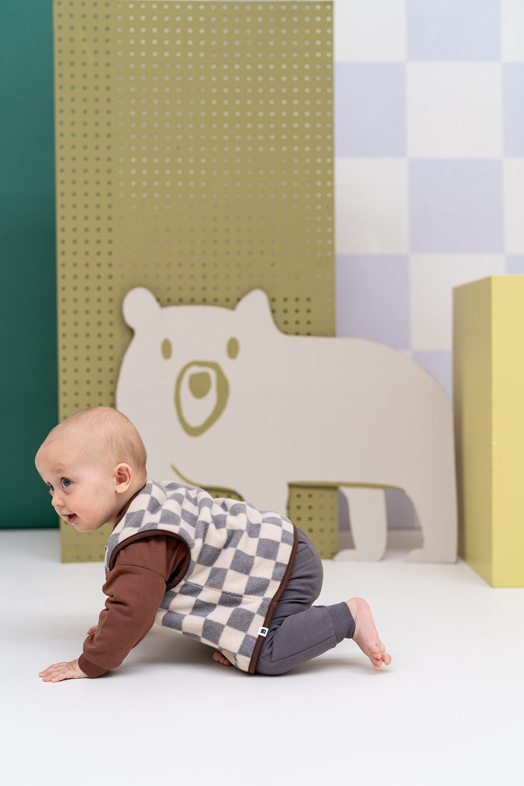 Veste bébé sans manches damier - divers tailles