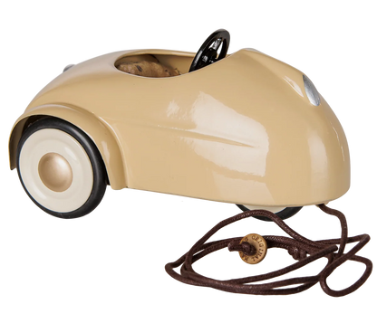 Voiture souris - sable