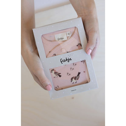 Coffret pyjama + bonnet bébé 3 mois - divers modèles
