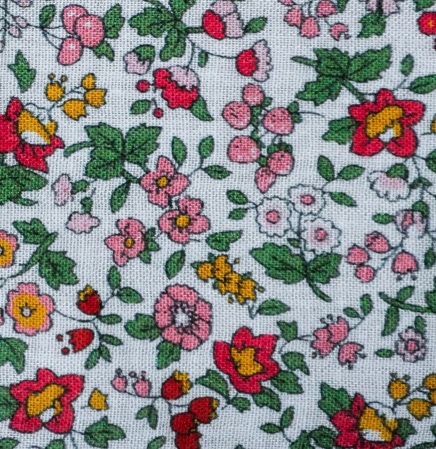 Foulard enfant fleuri
