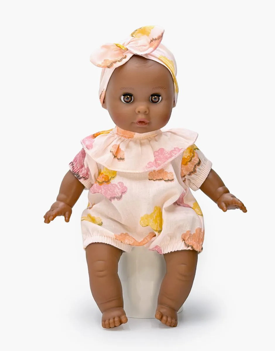 Poupée Bébé rêve 26cm aux yeux dormeurs